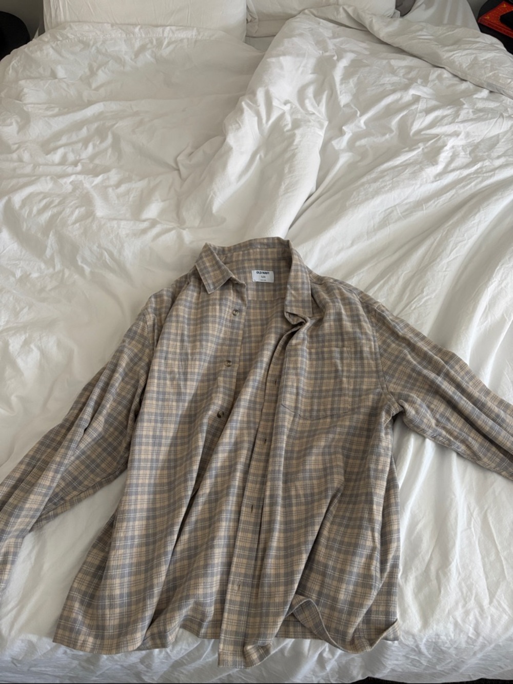 Old Navy Plaid Button-Up Shirt in Beige and Gray